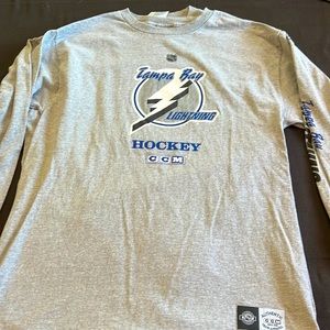 Large CCM Tampa Bay Hockey Long Sleeve Logo Heavyweight T-Shirt NICE